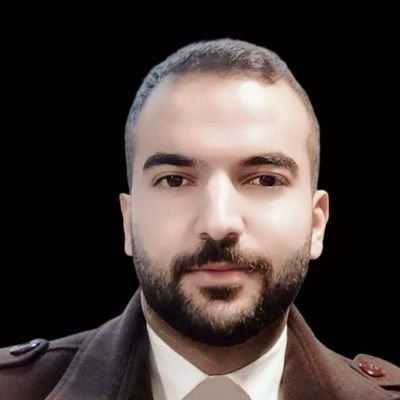 po00orya_'s profile picture. On a path of knowledge and freedom | PhD candidate in IT Management | Hussaini at heart