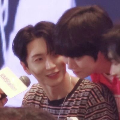 🇵🇭 🏳️🌈
|| 18 || ELF since 2013 || EXO-L since 2014 || teukkie and yeollie || currently in renhyuck brainrot || #SuperJunior #EXO #NCTDREAM ||@kim_renhyuck