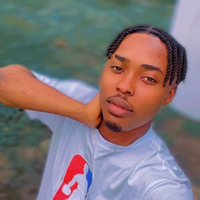 zeke_emman12's profile picture. 