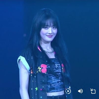Only @G_I_DLEㅣ@ChelseaFCW | Badminton enthusiast | 𝓛𝓸𝓿𝓮 & 𝓟𝓮𝓪𝓬𝓮ㅣ💜❤️