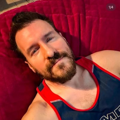 KormanLato98119's profile picture. Enjoying life every single day.