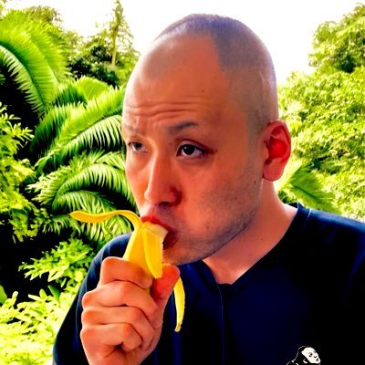 ◽️2020年からアウフグースを始動‼️‼️◽野獣系アウフグース「ゴリラグース」🦍 ⚠️サウナ室では人格が代わりゴリラ化🍌🍌サウナ室を一瞬に熱の渦に‼️🦍🔥🌪️🔥🔺数々のメディアに出演📺