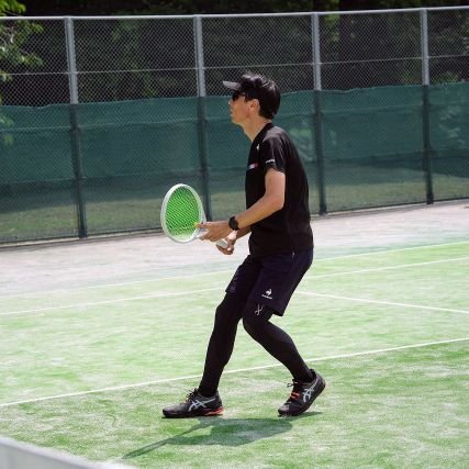 テニス好きと繋がりたい✨
よろしくお願いします😊
テニス🎾クルマ、アニメ好き。2児の父。テニスは社会人デビュー/仮面ライダー1号と同い年/スクール中上級、実力は初中級/R・フェデラー、D・シャポバロフ、L・ムゼッティ好き/shift、BLADE98v7、v9、ピュアアエロ98使用/