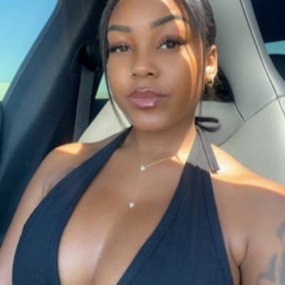 lezybaby1's profile picture. Freaky asf☺️ hmu for facetime session//meetups Tele: https://t.co/H512odnaYJ iMessage: +1 (207) 306-9675