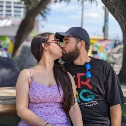 happily engaged! 💍🤍
