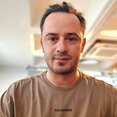 ☪️🇹🇷🦅 Müslüman ve Gururlu Türk. Beşiktaş taraftarı ve kongre üyesi.