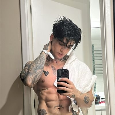 Henr1_L's profile picture. Rpg account📍