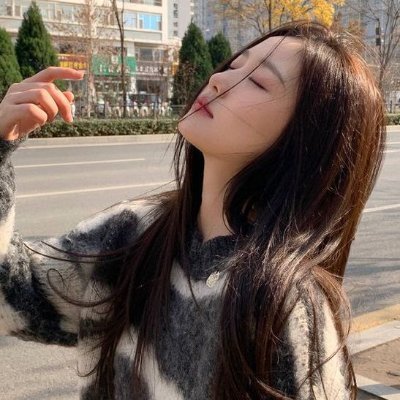 Carolin55916322's profile picture. 