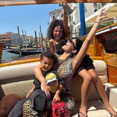 becky1772034's profile picture. 