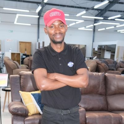 mystthelyricist's profile picture. human being.