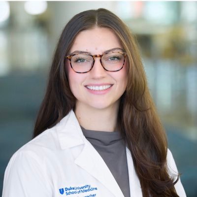 MS4 @DukeMedSchool ⬝ @FGLIMed ⬝ @UConn alum ⬝ Dog + cat mom 🐾 ⬝ Winter enthusiast ❄️ ⬝ Aspiring rural surgeon 🌲⛷️🍂🏔️