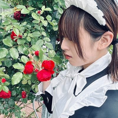 池袋にある老舗メイド喫茶「ワンダーパーラーカフェ」 @wonderparlour にてお給仕しております🌹 介護福祉士/紅茶勉強中✎ ̼/メイド喫茶と球体関節人形と絵を描くのが好き #ラライチお絵かき