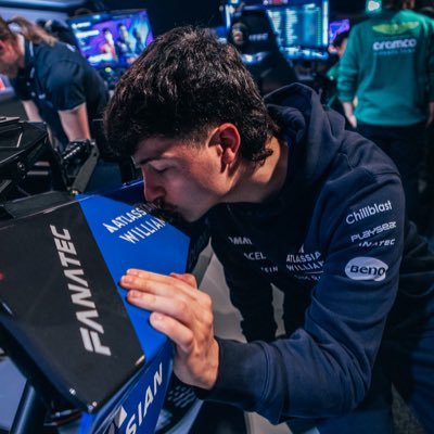 🇪🇸23 | F1 Content Creator 🏁 | @williamsesports Ambassador 💙 | @thibautracing @thibautesports | @ea_espana 🔸| 📩Contact: jorpavcf@gmail.com