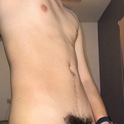 Real dad and his twink partner. DM to chat on Signal, no limits 😈