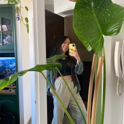 melinastephanie's profile picture. 30. No eres juez pero si vas a juzgarme, bueno, senténciame en otra vida. ♡