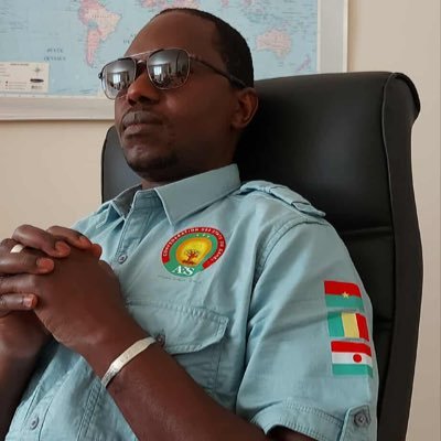|| Politikacı, Afrika Birleşik Devletleri, Sahel Devletleri İttifakı (AES), Burkina Faso Eyaleti'li.|| Self Made Man