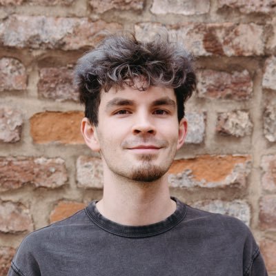 LukasNavesnik's profile picture. Marketing & communication, events and podcasts | TEDxPrague | podcast @tedatadypodcast |