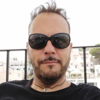 Calandracas74's profile picture. Tu me sigues yo te sigo, no me molan nada los fascistas, racistas y todo lo que acabe en -istas. Delegado comercial, no me vendas la moto