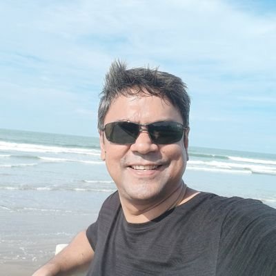 venitweet's profile picture. I Love Manchester United but not a blind fan, Football comes first !! Spread Love, not Hatred 💓💓 (Views personal, Retweets are not endorsements)