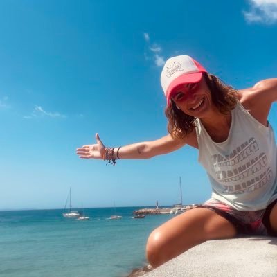 mlladonet10's profile picture. Traveler 🗺️ Vegetarian 💚 SportsWoman 🎾 Keep Going 🧘🏼‍♀️ Love 🏳️‍🌈