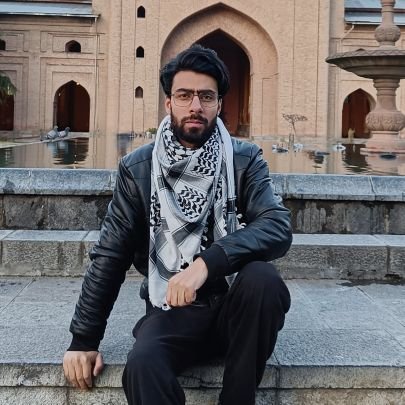An ardent follower of Kashmir's history, art & culture from Old-City/Downtown. Interested in reading history, poetry & non-fiction. 🍁