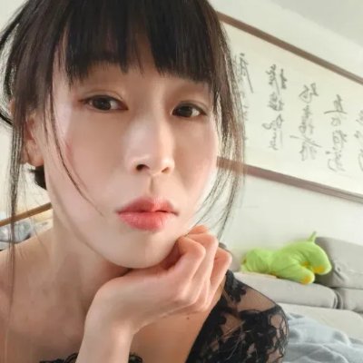 一名家庭主婦
喜歡就點個關注吧❤
#禁止認親
媽咪就這個約會賬號想約請加Gleezy:nknk
私人專區:https://t.co/pZWkTP3Mf3