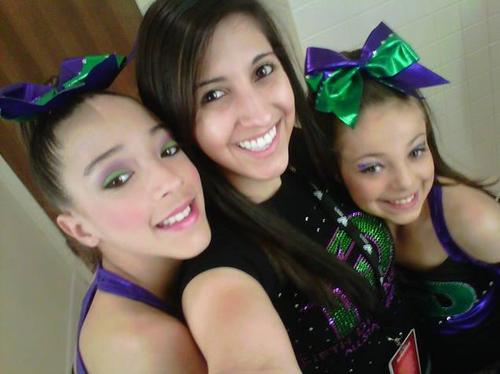 _monicamartinez's profile picture. 