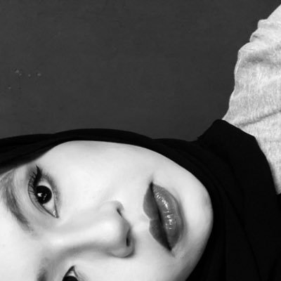 4itesy's profile picture. coffee addict with a side of dramatic.