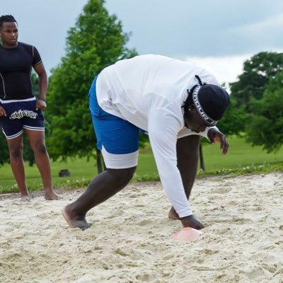 Dlineman @tvdefenders| GPA: 3.67| Gmail: desmondthomasol63@gmail.com|📲:3346898248 | #JUCOPRODUCT
