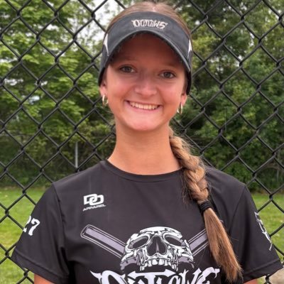 Harbor Creek High School ‘27 // Ohio Outlaws 2027 Wolff #51 // OF // Slapper // 4.5 GPA // 2024 3A PIAA State Champions brooklynncipalla2027@gmail.com