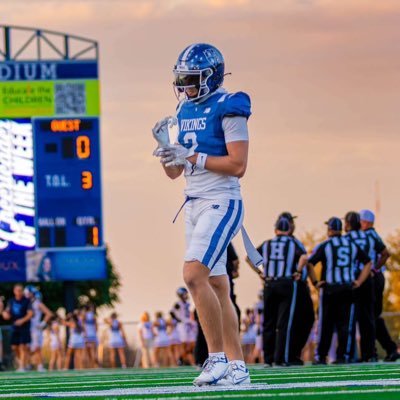 Nolan Catholic High School (TX) | Class of 2026 | WR/TE | 6’4 215 | 4.0 GPA | Multi-Sport Athlete 🏈🏀🏃♂️| HC: @_coachmattox |