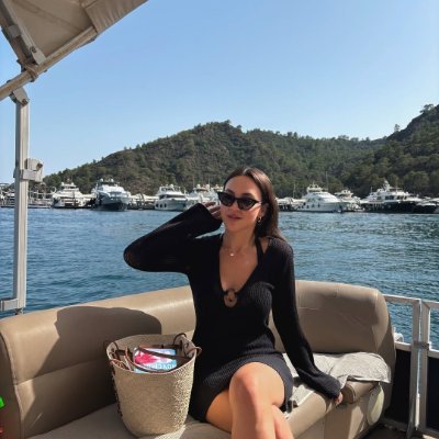 Dhannyqidy's profile picture. Classic soul, timeless charm, and a heart that beats to “Let It Be.”
Perfil totalmente dedicado a banda The Beatles❤️