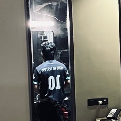 Rohit_Patil1370's profile picture. I live data. I breathe data.