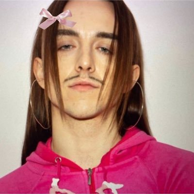ᐢ..ᐢ europilled + MHA fan // normal about Tommy cash (trust me)