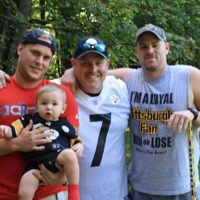 Veres29605Chris's profile picture. 