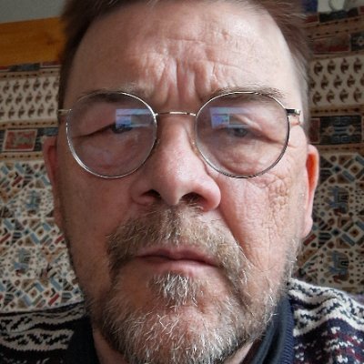 Archaeologist of timber structures & Prehistoric Architecture. Single parent of 4, dyslexic humourist, digital artist, guitarist, Cancer survivor & NUFC fan