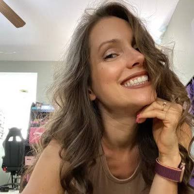 MaryAlexan35811's profile picture. love to be happy with the right one👈🕊️