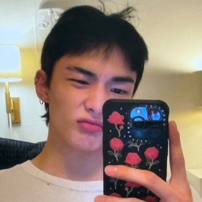 smiles | skz, enha, svt, txt, bnd, gidle, njz, etc. | love all people brighter days wrecked my world