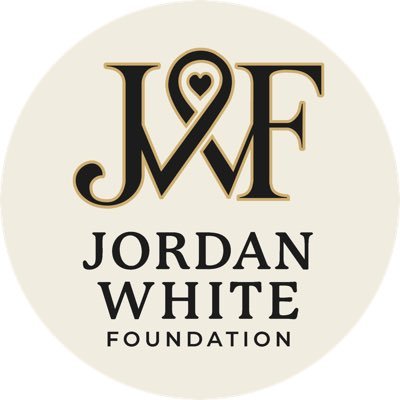 🏈Founded by @lil_jojo19 🎀Direct assistance to women with breast cancer 📚Health, sports, and education initiatives for underserved youth ⤵️Donate