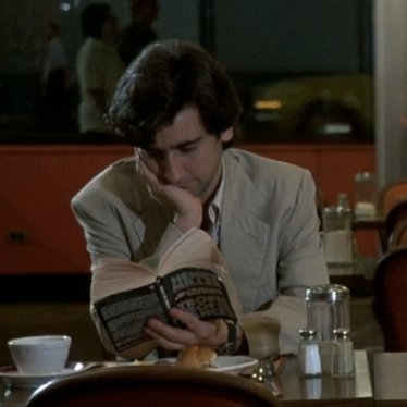 klara_sax's profile picture. Horse child breakfast,
what you're doing to me,
I want done forever.