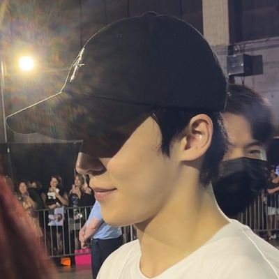 yungi engaged ππ Profile