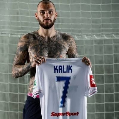 Hajduk nam je nemirno more a mi bolesnici koji njime plove...❤️💙