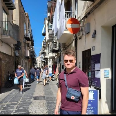 hickinmichael's profile picture. 🪐 💫🇺🇦 🇦🇺 🇩🇪