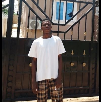 ozzybee29's profile picture. life itself is harsh