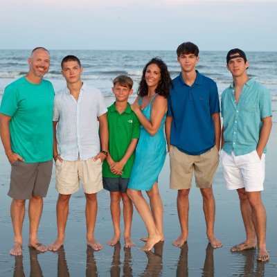 Stock/dividend investor and father of four amazing boys. Living life to it's fullest through investing, fitness, and enjoying the beauty of this world.