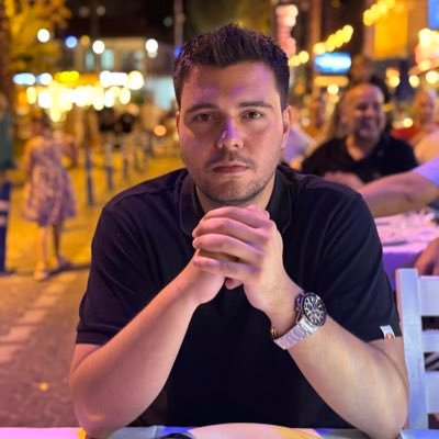 Mhmtclskn12's profile picture. topun olduğu her yer bizim için pozisyon