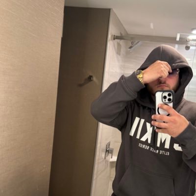 CryptodegenJ's profile picture. Crypto guru -XRP holder- #fuckupayme