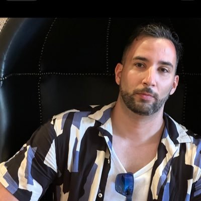 Me podéis ver en @eurogamer_es / Twitch Partner / Autor de Batman: Un Héroe de videojuego @heroesdepapelES / Socio del @realvalladolid