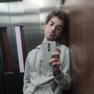 VilchezXavi's profile picture. Biólogo 🧫🏳️‍🌈, próximamente bioinformático 🧑‍💻. 

El ♐ sarcástico que cada vez es más rojo en estos tiempos oscuros🇵🇸