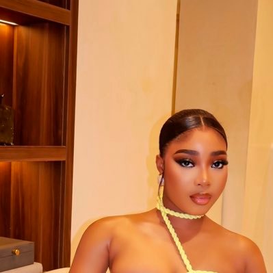 belinicoco's profile picture. I am destined for Greatness 🧚‍♀️👩🏻‍💻